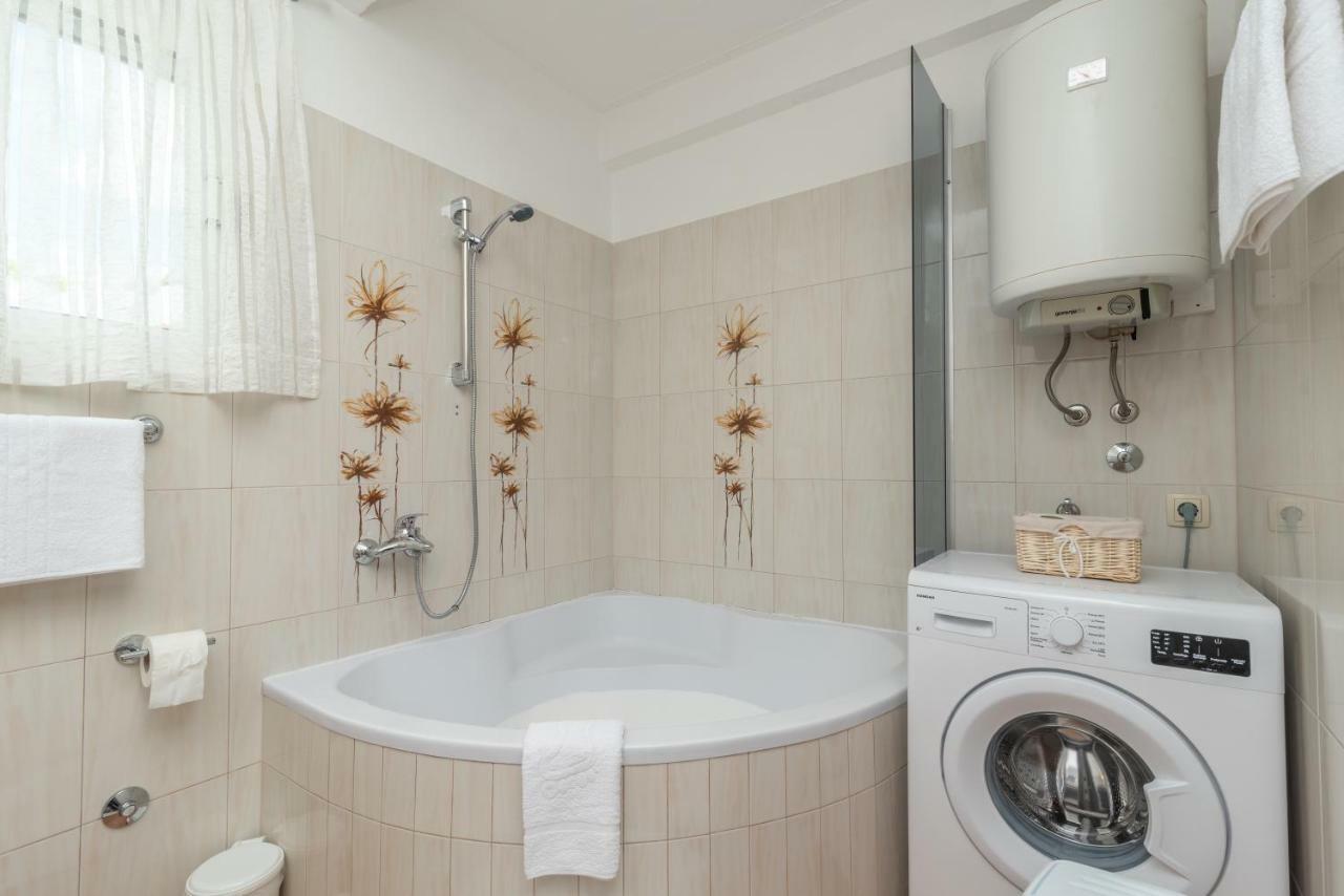 Apartment Dinka Trogir Exteriér fotografie
