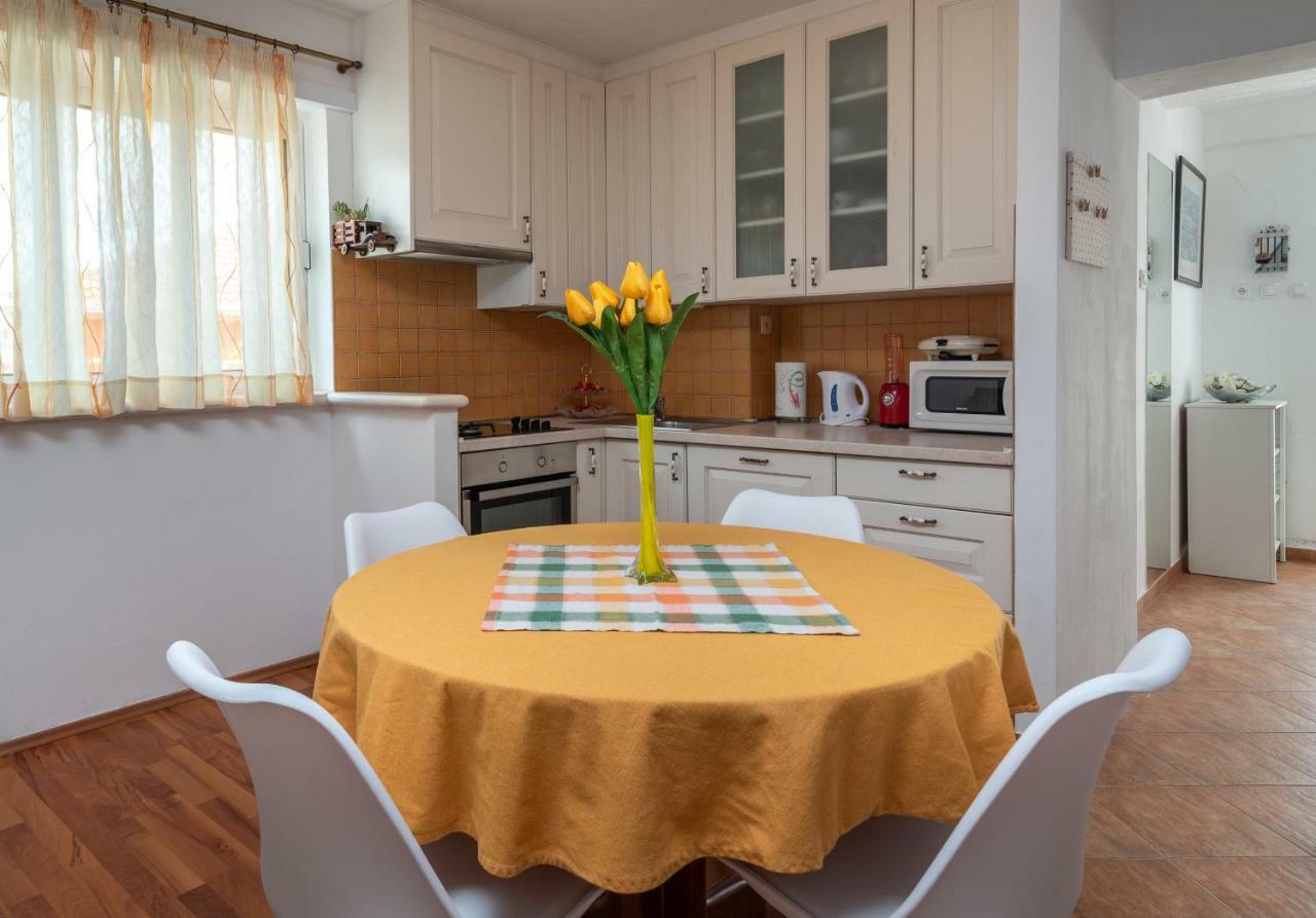 Apartment Dinka Trogir Exteriér fotografie